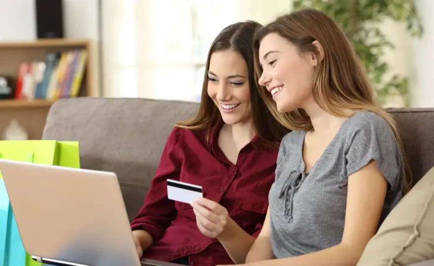 Wynajem mieszkania w Polsce: Gdzie szukać i jak nie dać się oszukać?